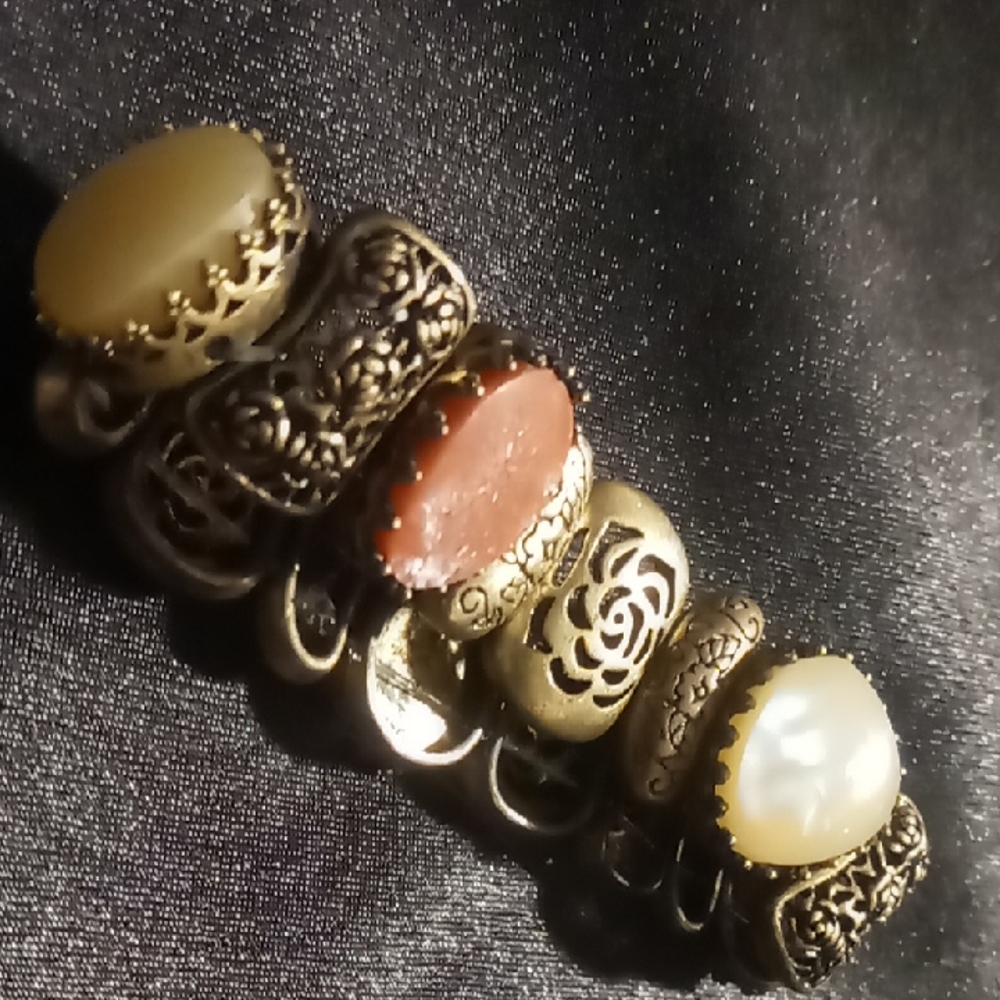 Gold and Opalescent Cream & Coral Stones Women's Bracelet Expandable